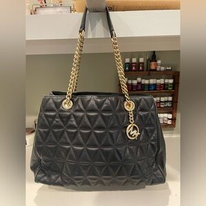 Michael Kors Quilted Shoulder Bag